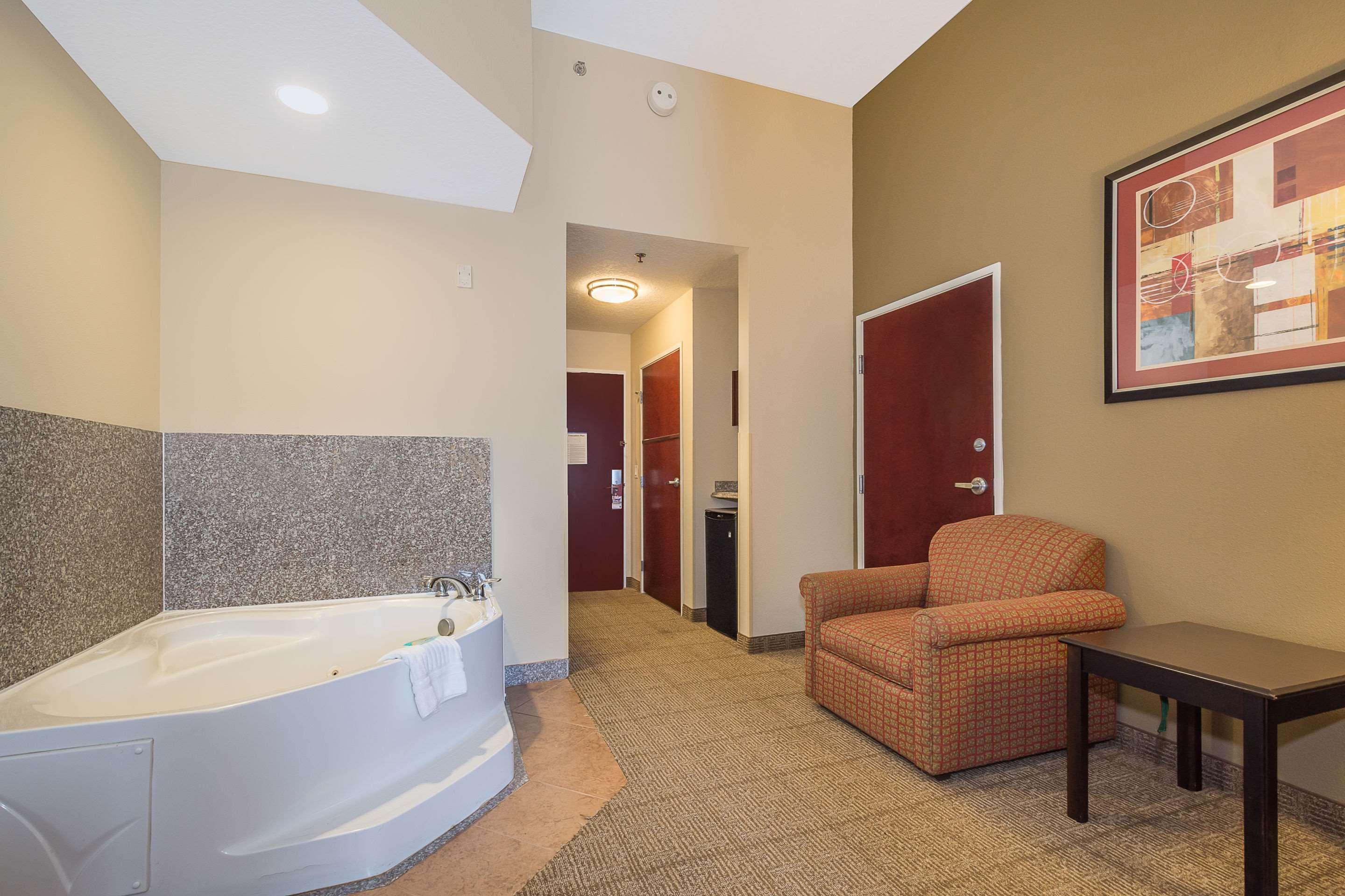 Comfort Inn & Suites Maingate South Davenport Exterior foto